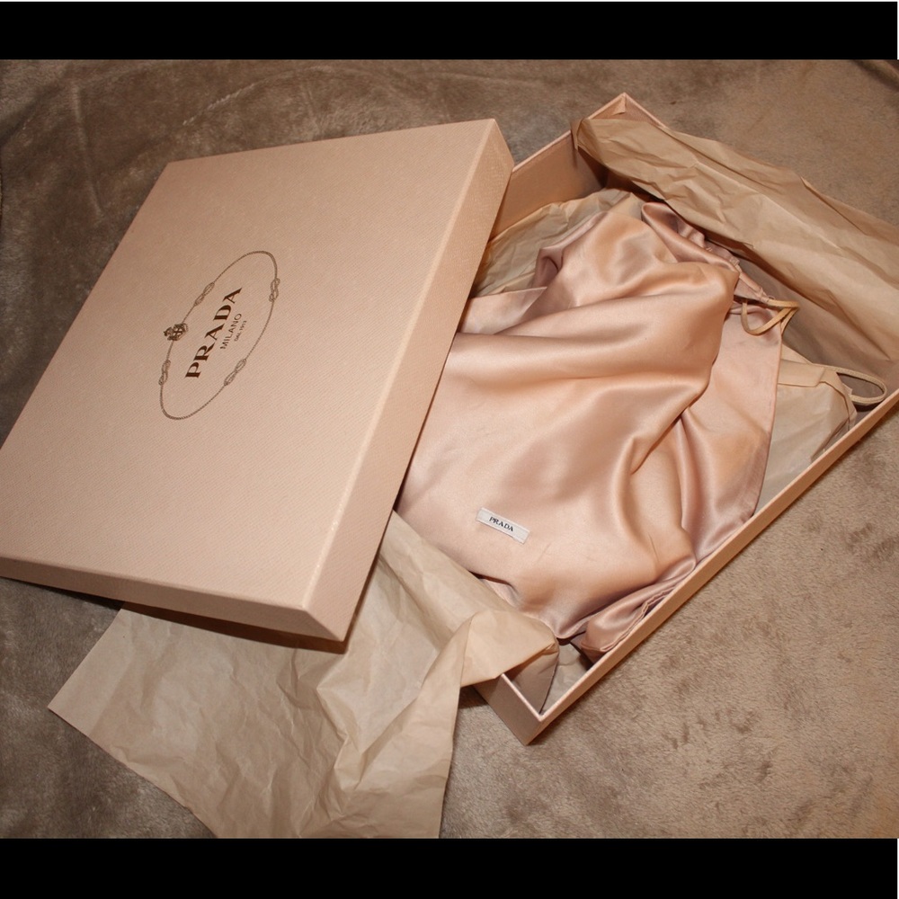 PRADA SHOES - Picture 4 of 5